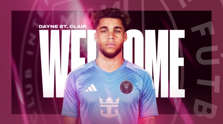 b体育官网-圣克莱尔谈加盟迈阿密：与梅西同队是梦寐以求的事，也是我的荣幸