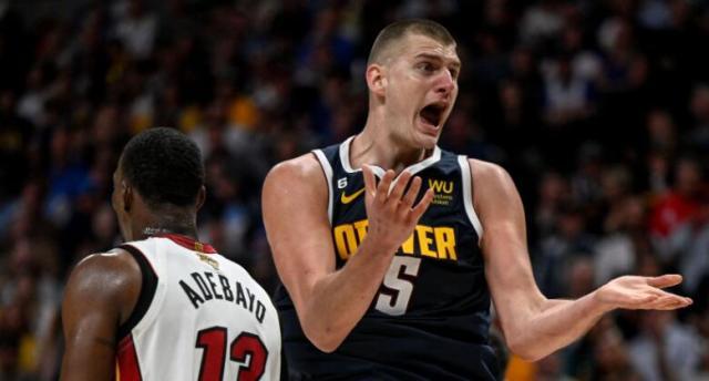 掘金冤死？两次误判热火获利引争议：出界+干扰球