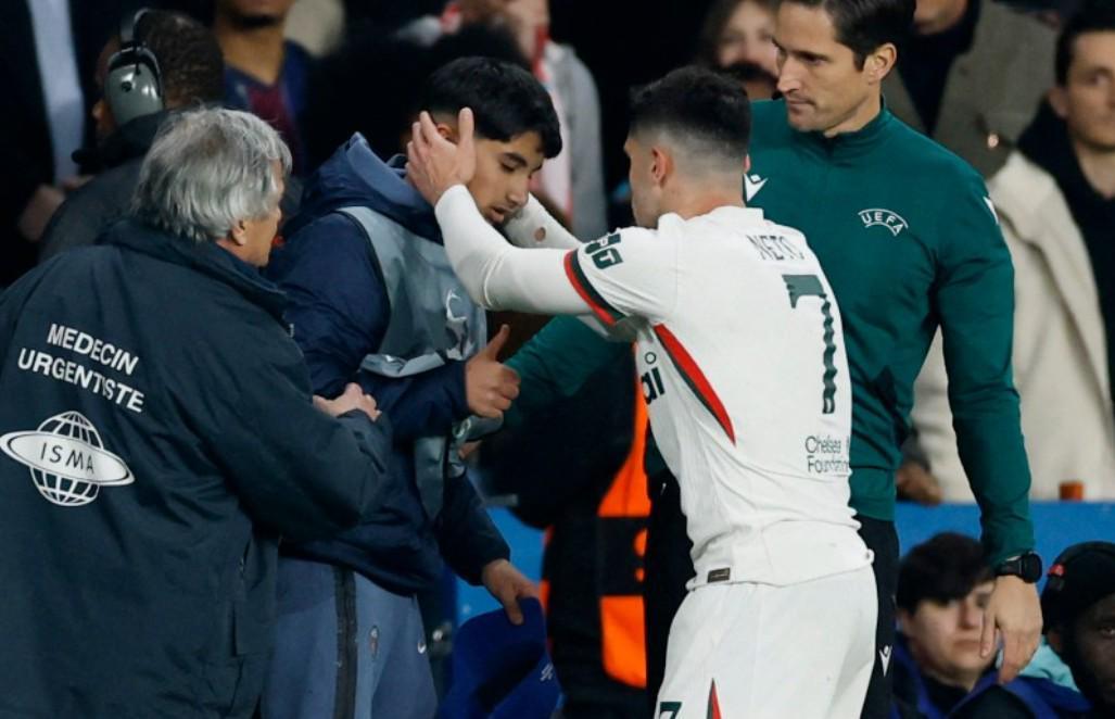 b体育官网-太阳报：内托推球童没拿黄牌，欧足联可能介入并进行追加处罚