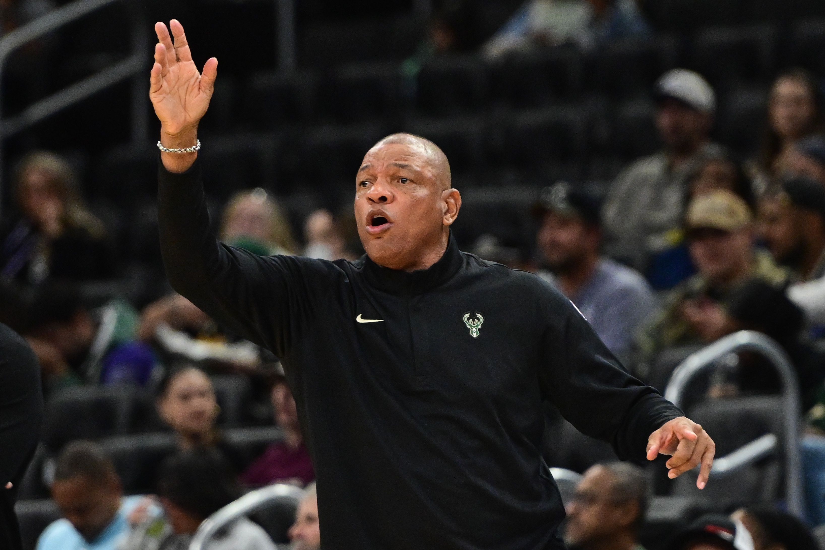 bsport体育娱乐官网入口-老里：这两年并不如愿 我本可以做得更好 哪怕球员更健康一些